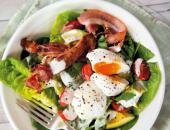 Утренний салат с яйцом Утренний салат с яйцом